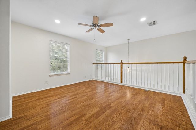 6025 Ronchamps DR, Round Rock, TX 78681