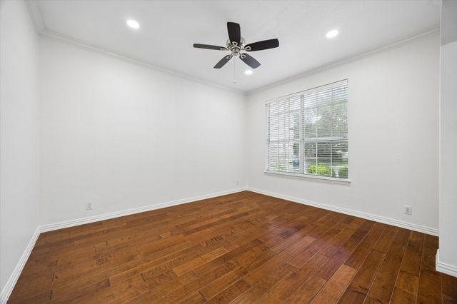 6025 Ronchamps DR, Round Rock, TX 78681
