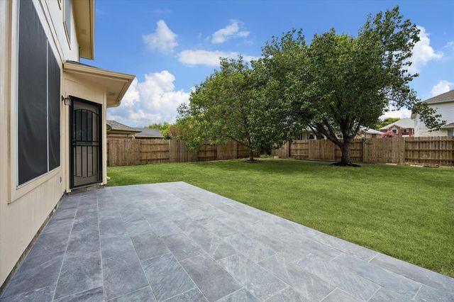 6025 Ronchamps DR, Round Rock, TX 78681