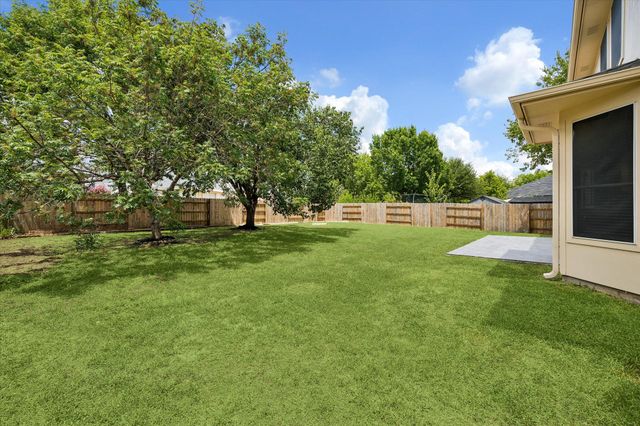 6025 Ronchamps DR, Round Rock, TX 78681