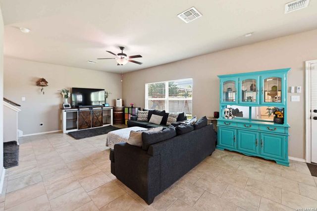 132 HUNTERS RNCH W, San Antonio, TX 78253