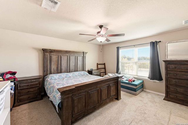 132 HUNTERS RNCH W, San Antonio, TX 78253