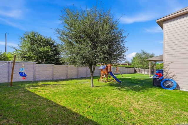 132 HUNTERS RNCH W, San Antonio, TX 78253