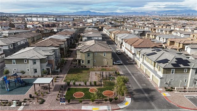 226 Wewatta Avenue, Henderson, NV 89011