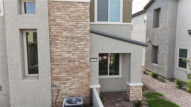 226 Wewatta Avenue, Henderson, NV 89011