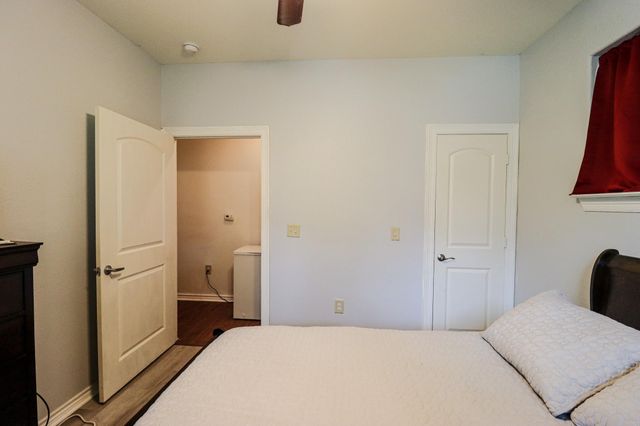 2450 Columbia Street, Beaumont, TX 77701