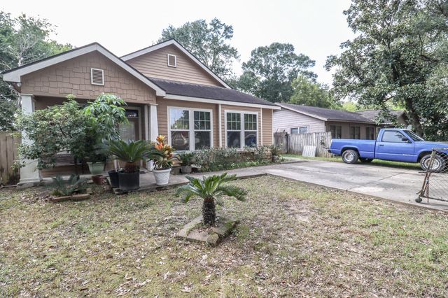 2450 Columbia Street, Beaumont, TX 77701