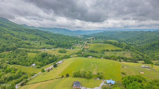 508 Wonderland Drive, Gate City, VA 24251