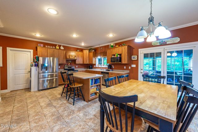 508 Wonderland Drive, Gate City, VA 24251