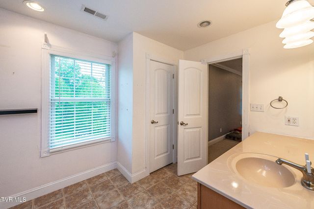 508 Wonderland Drive, Gate City, VA 24251