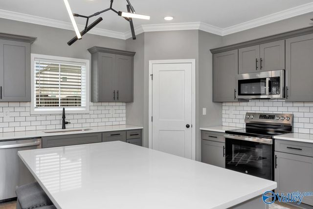 15 Hemingway Road, Madison, AL 35756