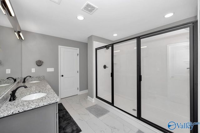 15 Hemingway Road, Madison, AL 35756