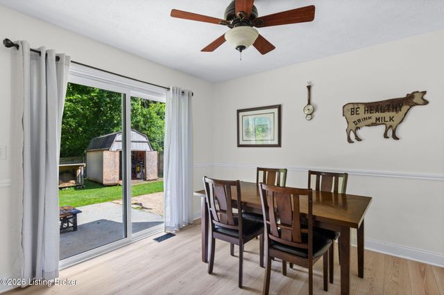 8803 William Penn Way, Louisville, KY 40228