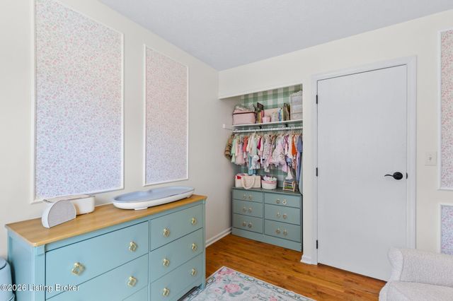 8803 William Penn Way, Louisville, KY 40228