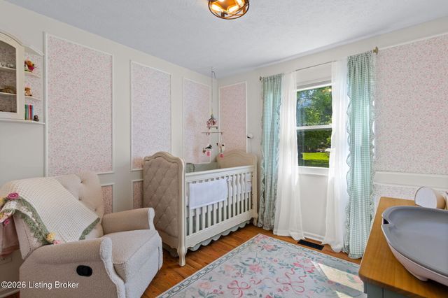 8803 William Penn Way, Louisville, KY 40228