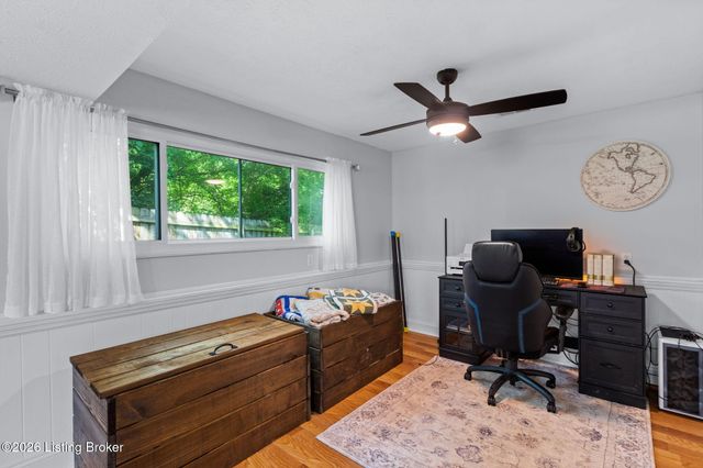 8803 William Penn Way, Louisville, KY 40228