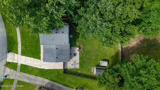 8803 William Penn Way, Louisville, KY 40228