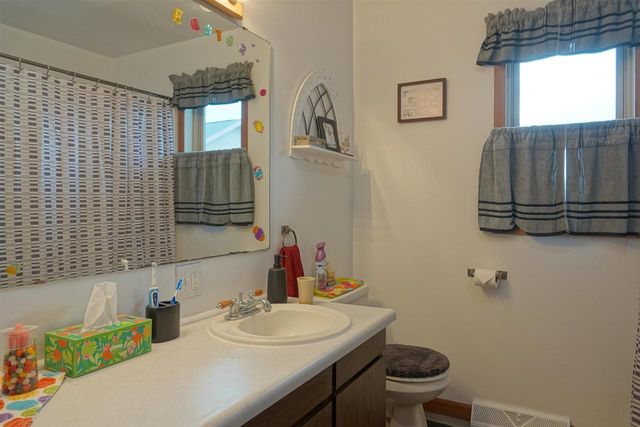 338 N FRANKLIN STREET, Stetsonville, WI 54480