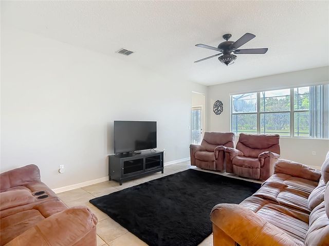 344 MAGNETA LOOP, Auburndale, FL 33823