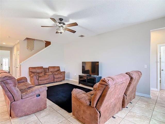 344 MAGNETA LOOP, Auburndale, FL 33823