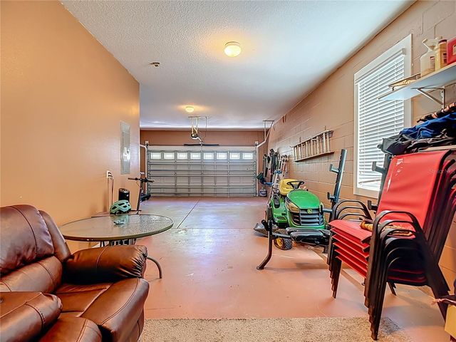 344 MAGNETA LOOP, Auburndale, FL 33823