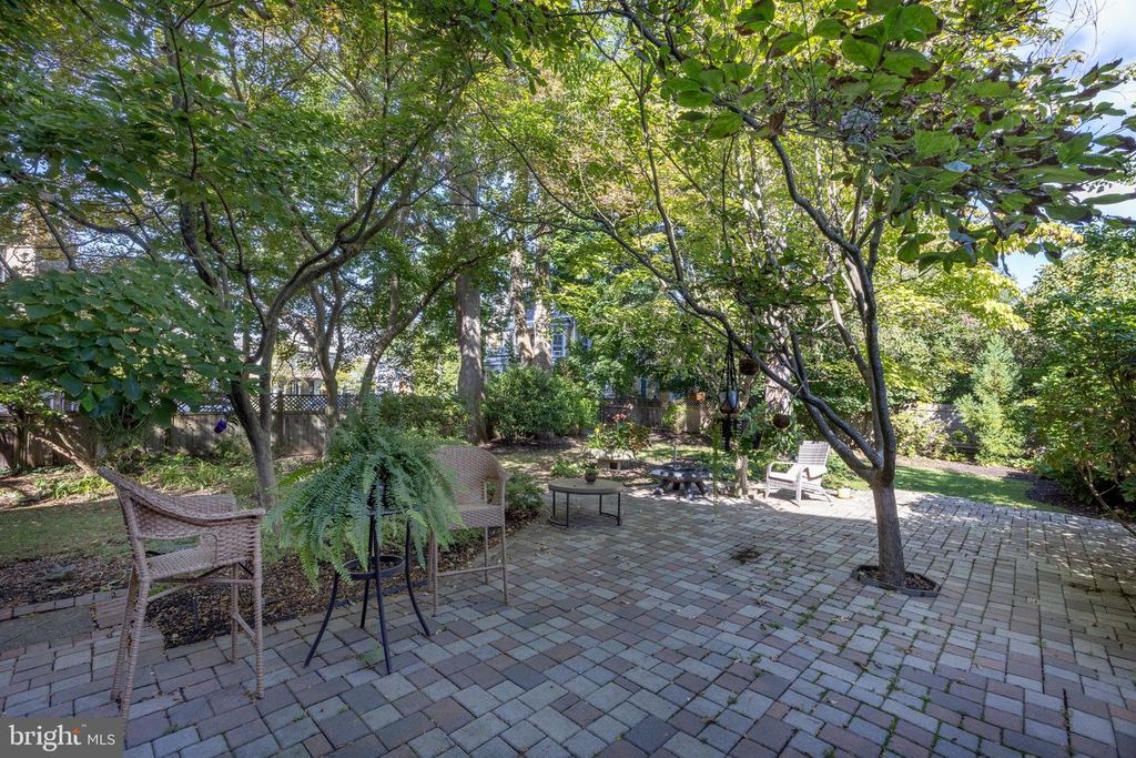 26 YORK ST, LAMBERTVILLE, NJ 08530 — photo 4
