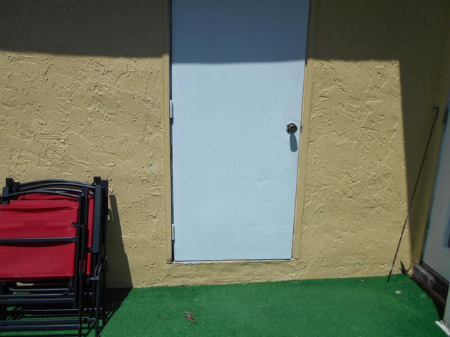 510 NW 43rd Street, Deerfield Beach, FL 33064