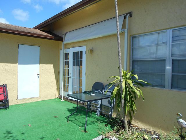 510 NW 43rd Street, Deerfield Beach, FL 33064