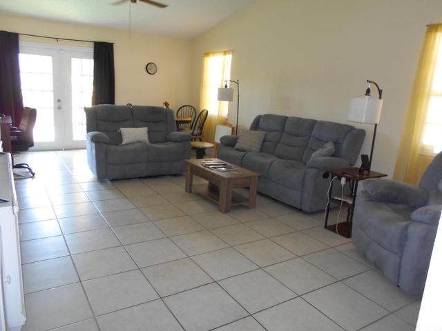 510 NW 43rd Street, Deerfield Beach, FL 33064