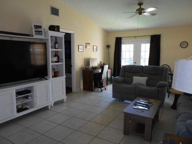 510 NW 43rd Street, Deerfield Beach, FL 33064