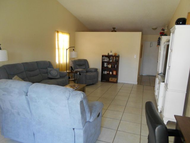 510 NW 43rd Street, Deerfield Beach, FL 33064