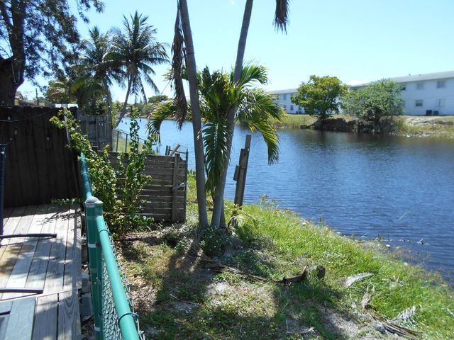 510 NW 43rd Street, Deerfield Beach, FL 33064