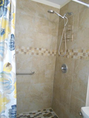 510 NW 43rd Street, Deerfield Beach, FL 33064