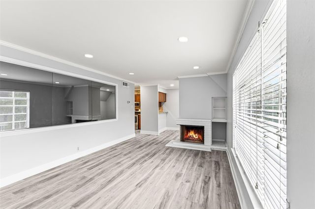 2501 Marilee Lane 4, Houston, TX 77057