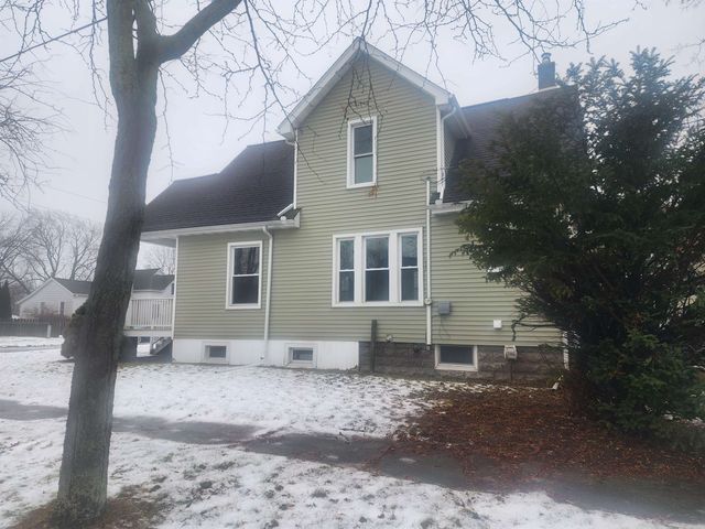 1600 S Erie Street, Bay City, MI 48706