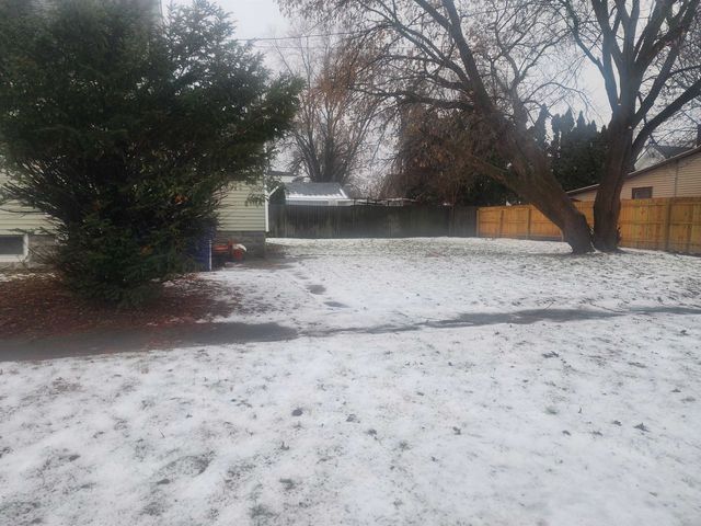 1600 S Erie Street, Bay City, MI 48706