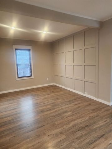 1600 S Erie Street, Bay City, MI 48706