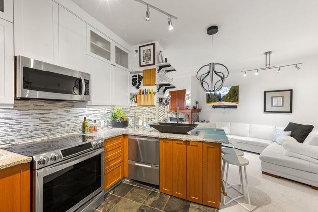 1750 Village East Road 5-409, Olympic Valley, CA 96146