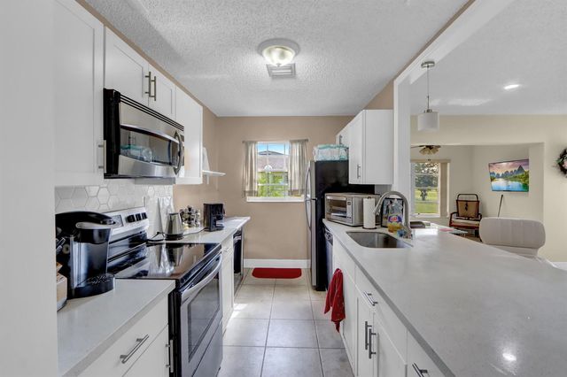 14050 Nesting Way B, Delray Beach, FL 33484