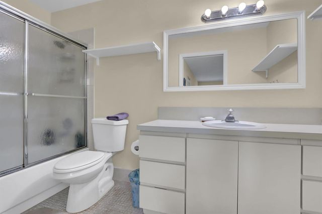 14050 Nesting Way B, Delray Beach, FL 33484