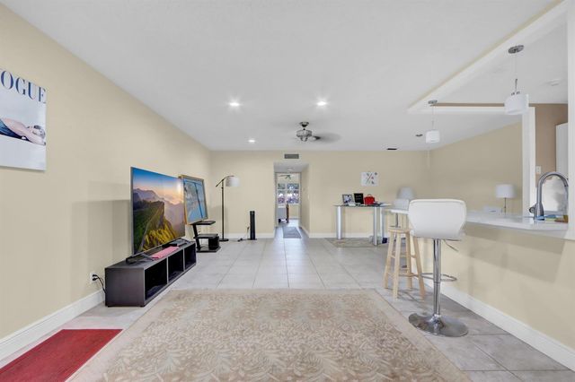 14050 Nesting Way B, Delray Beach, FL 33484