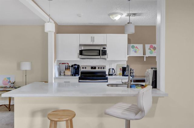 14050 Nesting Way B, Delray Beach, FL 33484
