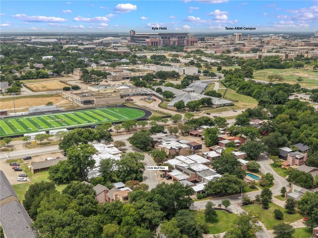 1526 Wolf Run, College Station, TX 77840 — exterior