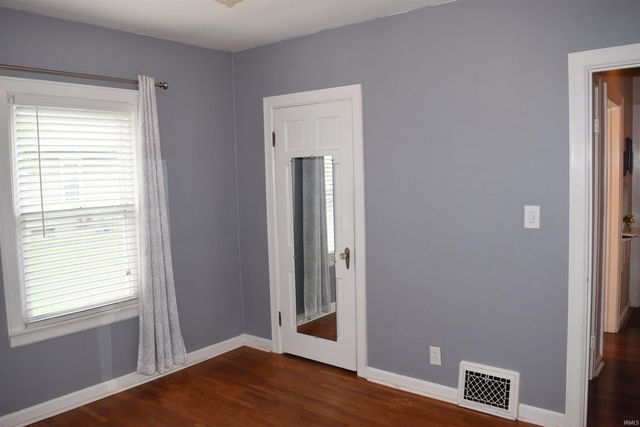 2154 E Gum Street, Evansville, IN 47714