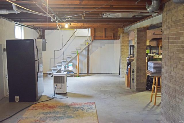 2154 E Gum Street, Evansville, IN 47714