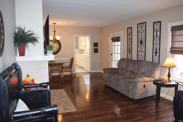 2154 E Gum Street, Evansville, IN 47714