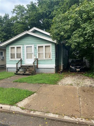 156 Roger Avenue, Akron, OH 44305