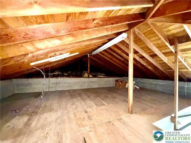 3127 West Emaus, Salisbury Twp, PA 18103