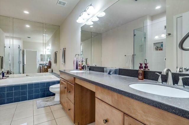 3148 Holly Hall Street 3148, Houston, TX 77054