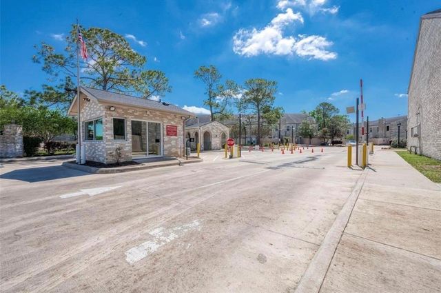 3148 Holly Hall Street 3148, Houston, TX 77054